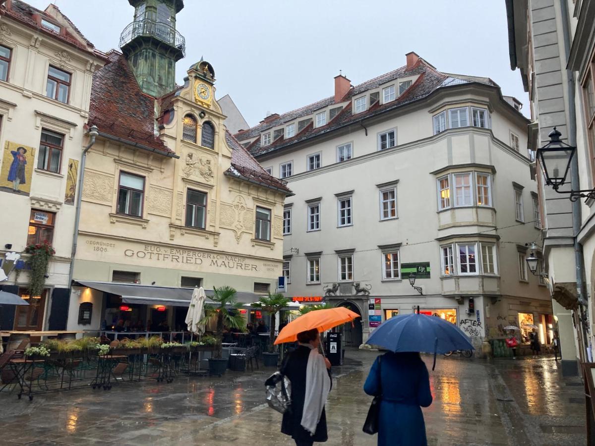 Carillon By Bestchoice - Old City - Self Check-In With Parking Option Graz Exterior foto