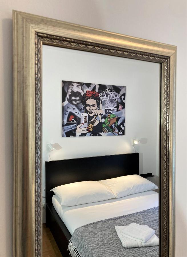 Carillon By Bestchoice - Old City - Self Check-In With Parking Option Graz Exterior foto