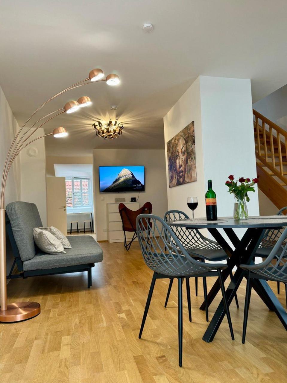 Carillon By Bestchoice - Old City - Self Check-In With Parking Option Graz Exterior foto