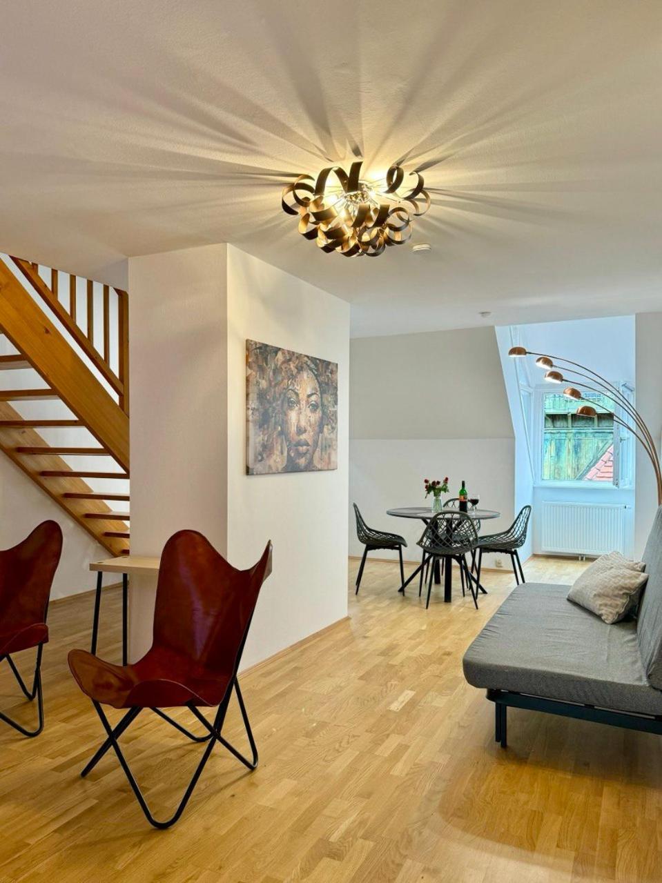 Carillon By Bestchoice - Old City - Self Check-In With Parking Option Graz Exterior foto
